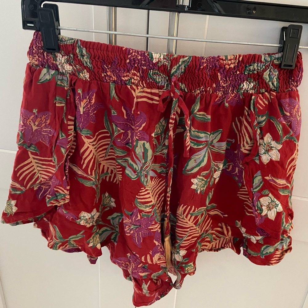 Cute drawstring shorts with ruffles